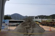 모래조각가 김길만의 ‘움직이는 모래조각 전시’