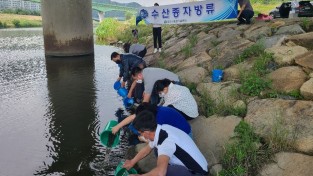 양산시, 수산종자 ‘동남참게’ 방류-와이뉴스
